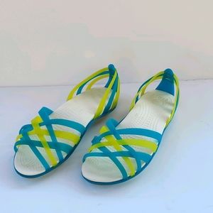 crocs huarache flat jelly sandals